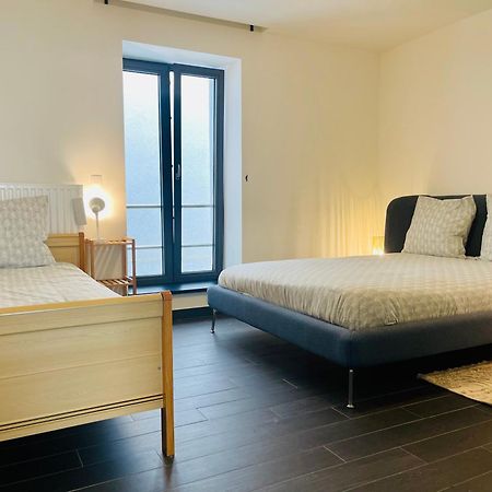 Down Town Spacious Loft Retreat With Private Parking Brüssel Exterior foto