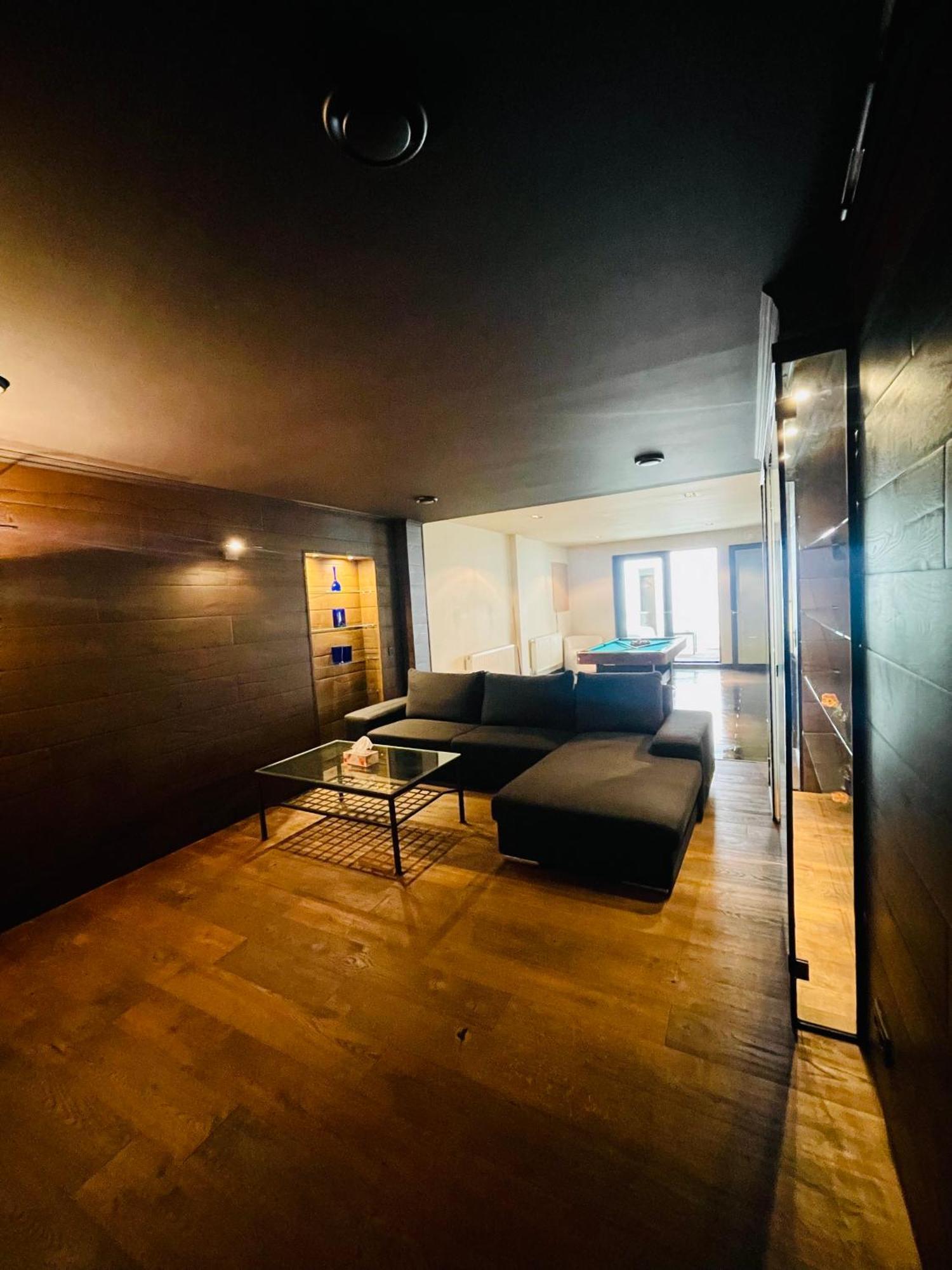 Down Town Spacious Loft Retreat With Private Parking Brüssel Exterior foto